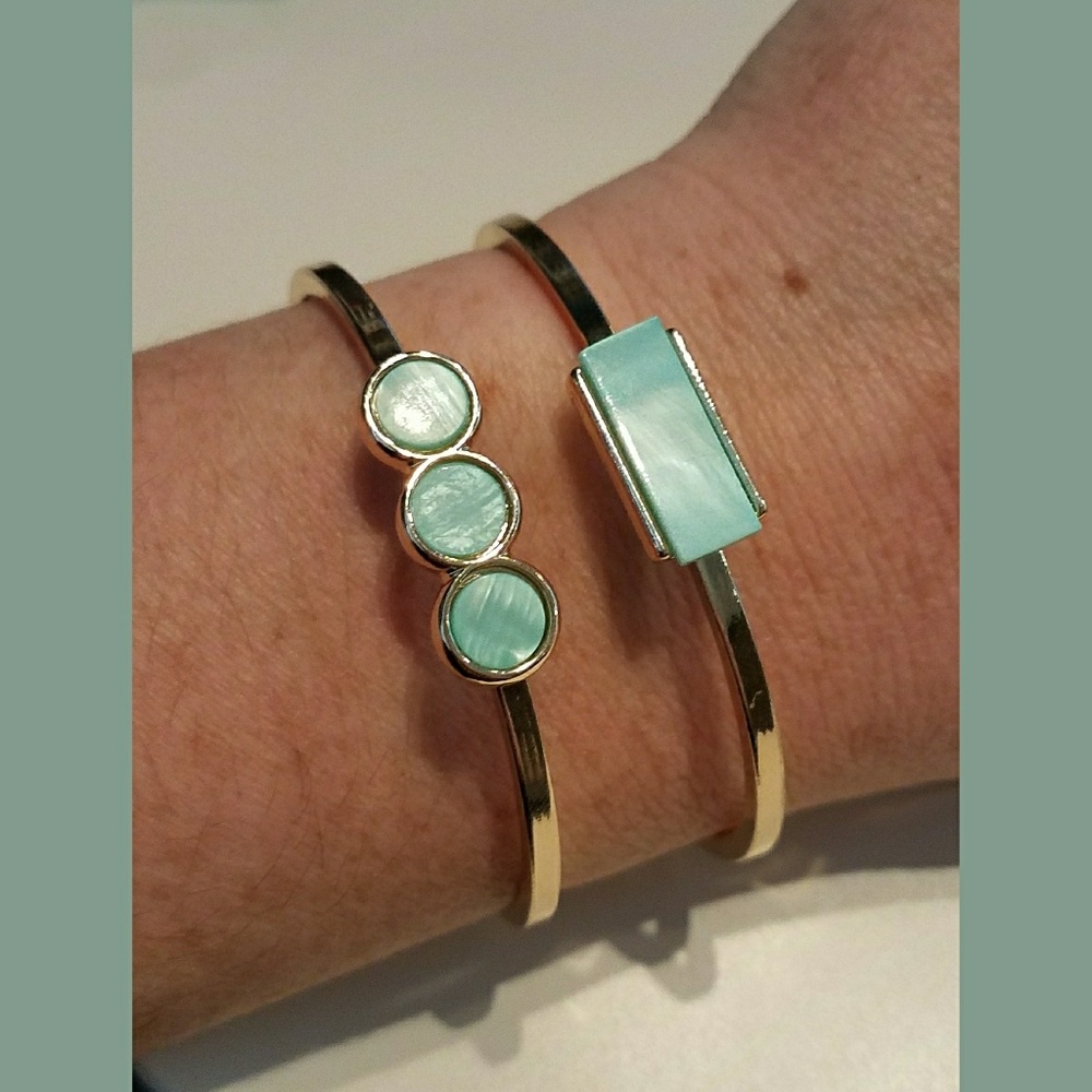 NWOT! Gold and Turquoise Cuff Bracelet